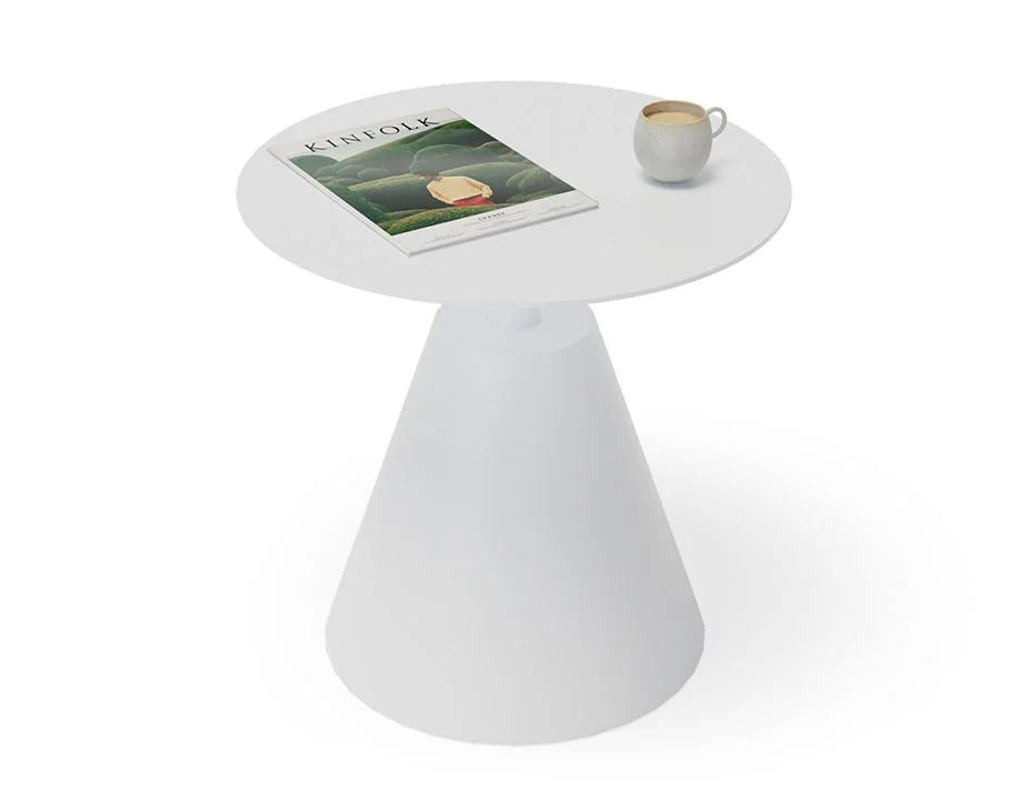 Raven side table in white